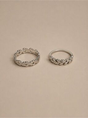 Mint & Lily Stainless Steel Floral & Laurel Ring Set